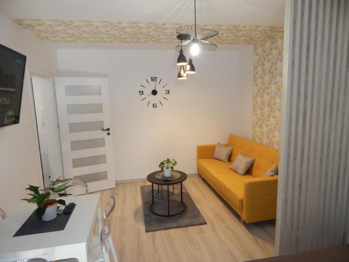 Pisztacia 2020 Apartman Kazincbarcika Εξωτερικό φωτογραφία